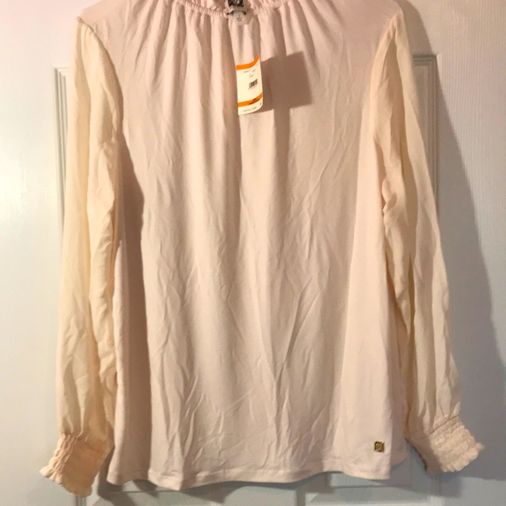 Anne Klein beautiful cream stretchy Roush  sleeves & neck size small  NWT